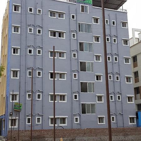 Imperial Pg Services Pune Extérieur photo