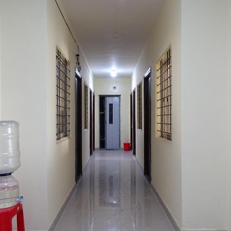 Imperial Pg Services Pune Extérieur photo