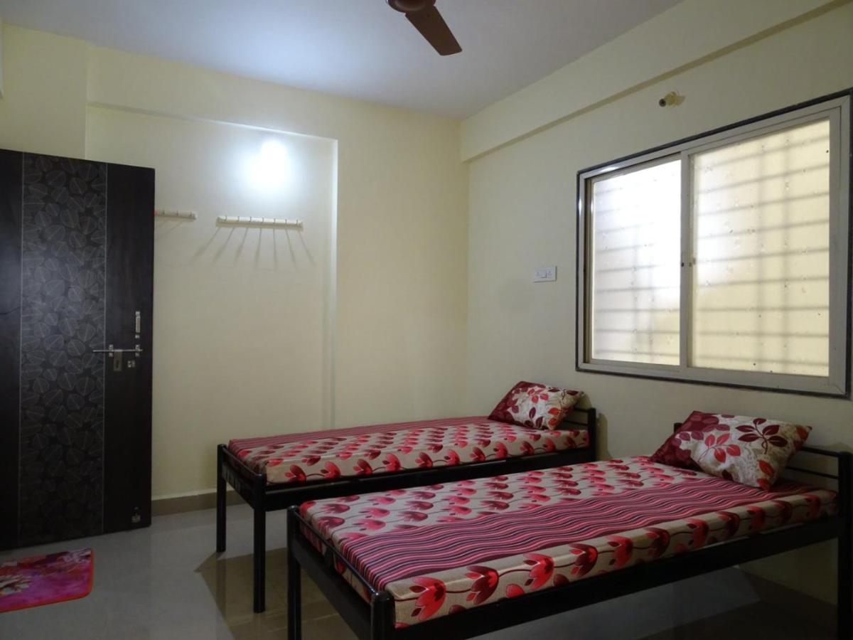Imperial Pg Services Pune Extérieur photo